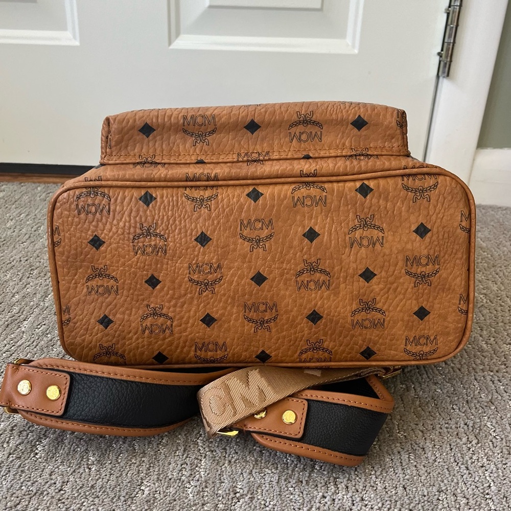 MCM Black and Tan Backpack - Picture 5 of 12